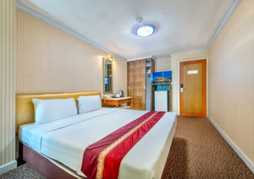 Deluxe Double or Twin Room