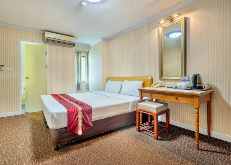 Deluxe Double or Twin Room