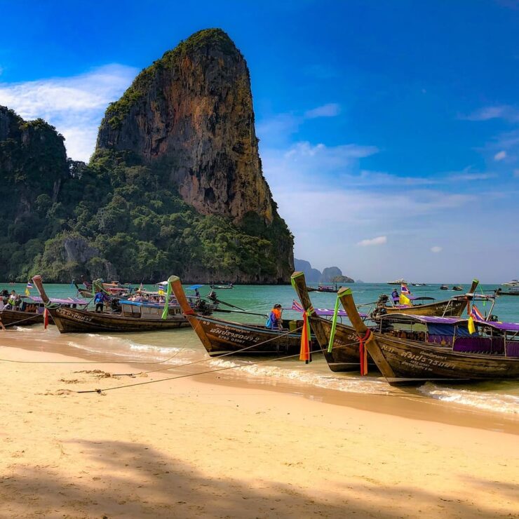 A Complete Guide to Exploring Thailand: From Beaches to Temples