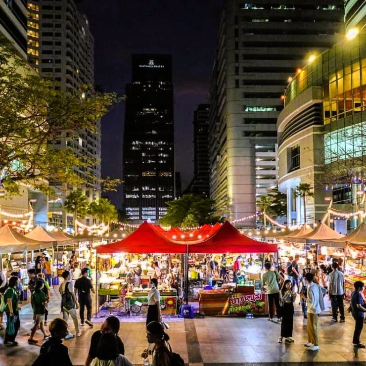 Asok Night Market: Street Food & Shopping After Dark