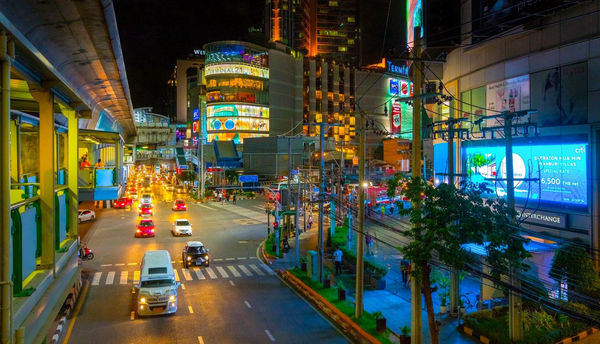 Sukhumvit’s Hidden Food Courts: Where Locals Eat